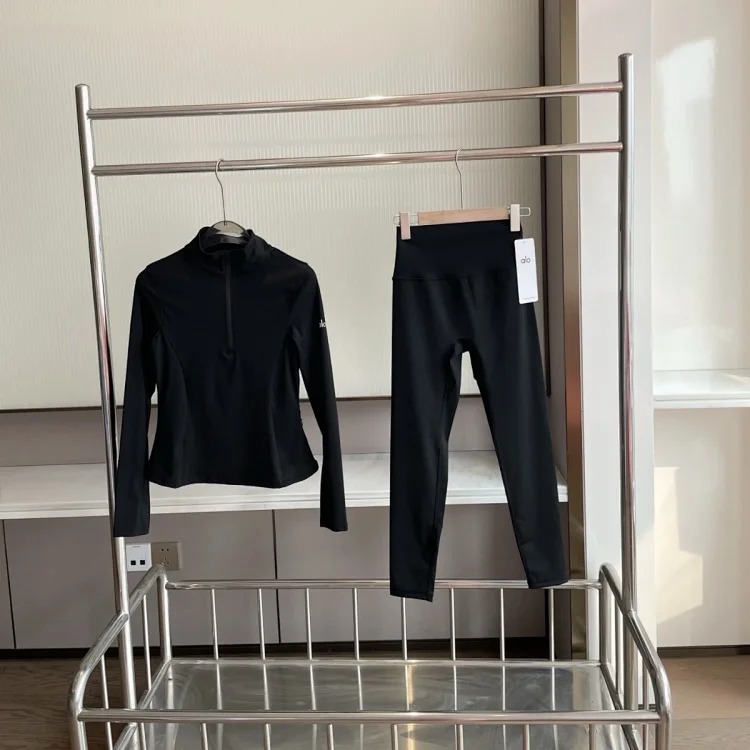High-waisted Yoga Trousers, Hip-lifting, Tight-fitting Running Sports Outer Wear, Slimming Fitness Nine-point Leggings Pants