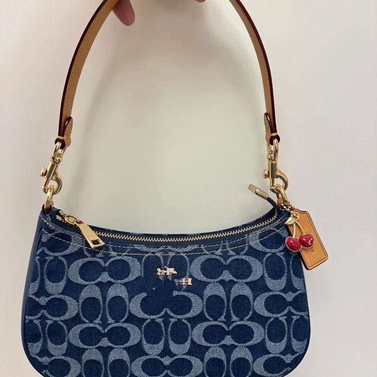 Louis Vuitton Bags Versatile High Bag Mahjong Women's Handbag Underarm Fashionable Crossbody Version Crescent Old