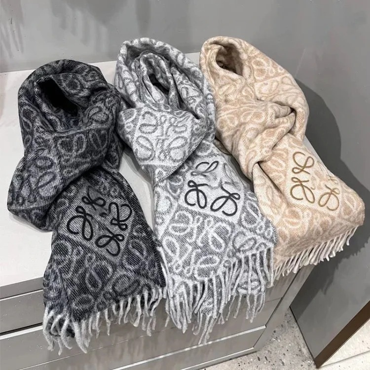 New embroidered Luojia high-end checkerboard jacquard scarf warm shawl autumn and winter versatile unisex