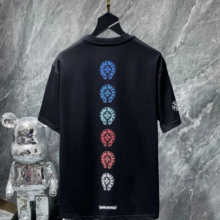 Cross horseshoe patchwork leather and ruffled short-sleeved T-shirt
