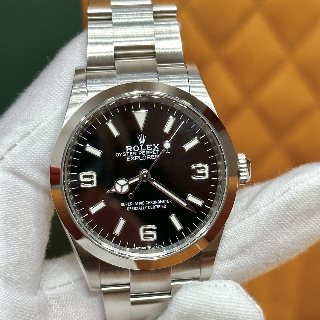 Rolex watch m124270-0001