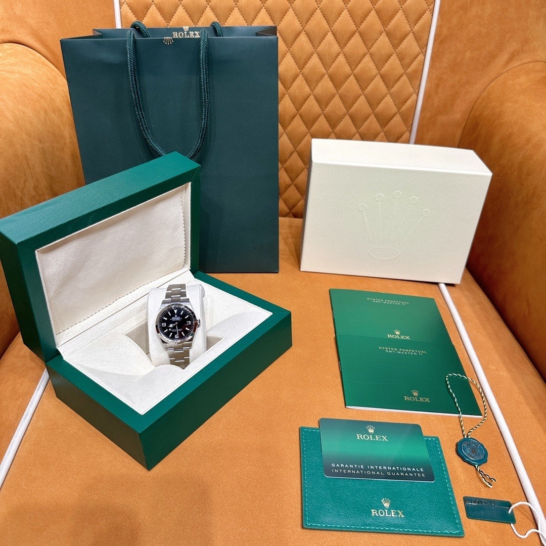 Rolex watch m124270-0001