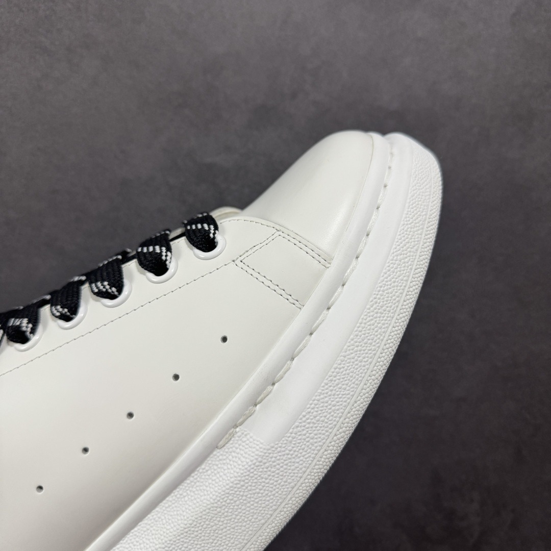 Alexander McQueen Sneaker SH528146