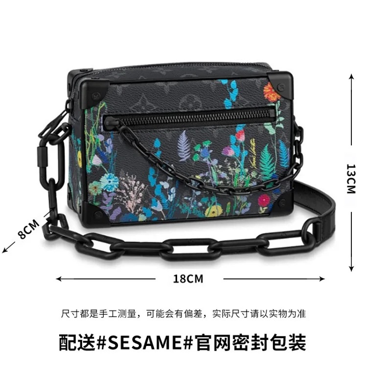 Classic Universal Single Shoulder Bag, Fashionable Retro Bag, Oblique Style, Small Square Shoulder