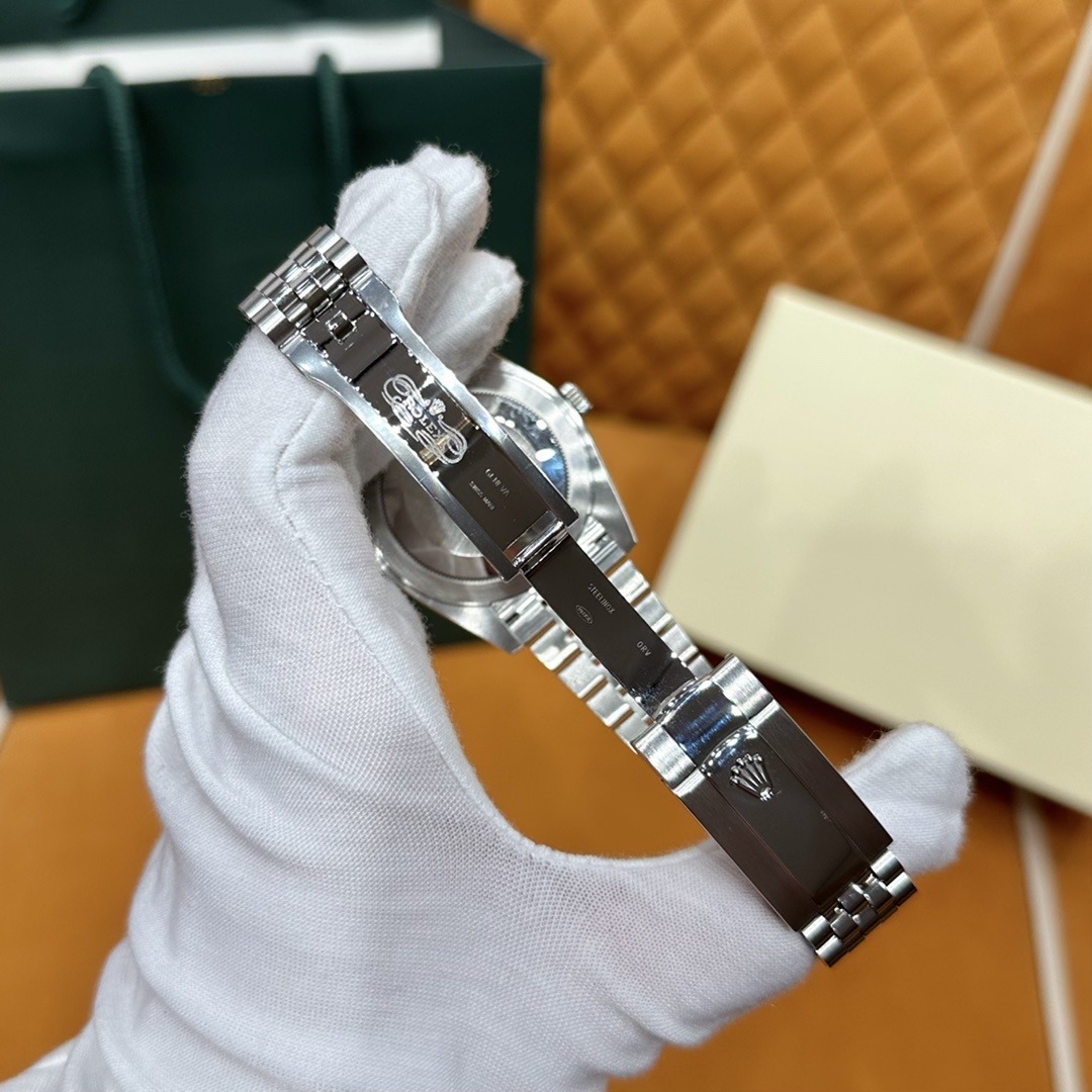 Rolex watch m126334-0016