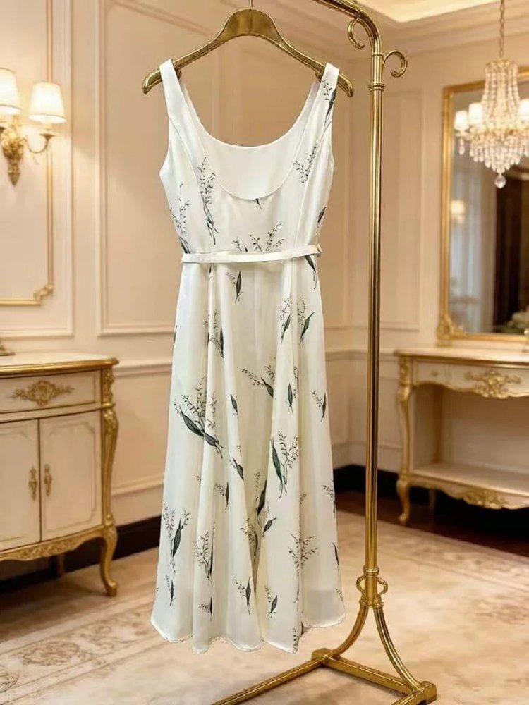 Skirrt Summer New Product French Retro Lily of the Valley Print Suspender Skirt
