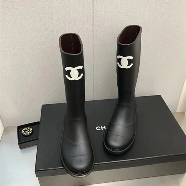 Boots Rider Black Women's Mid-Length Boots Thick-soled Small Rubber Antique Fragrant High Rain Boots Fashionable *No quality issues, no returns without reason