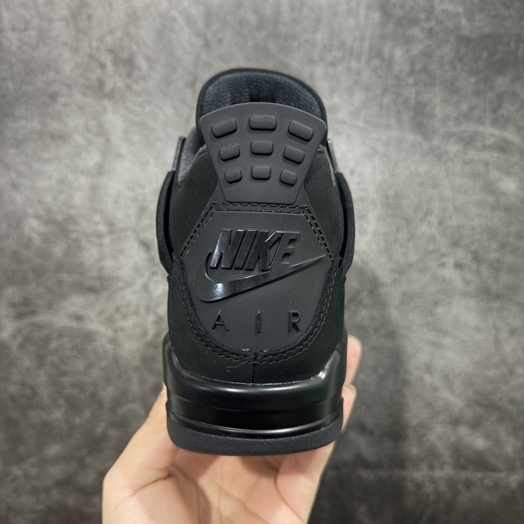 AJ 4 Sneaker SH528182