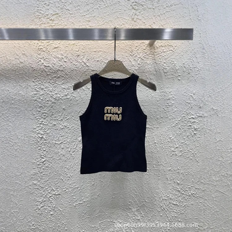 Early Spring Letter Heavy Industry Nail Knitted Slim Fit Thread Diamond Vest 25 Sweater