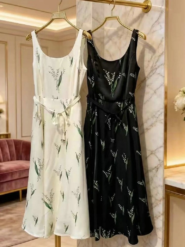 Skirrt Summer New Product French Retro Lily of the Valley Print Suspender Skirt