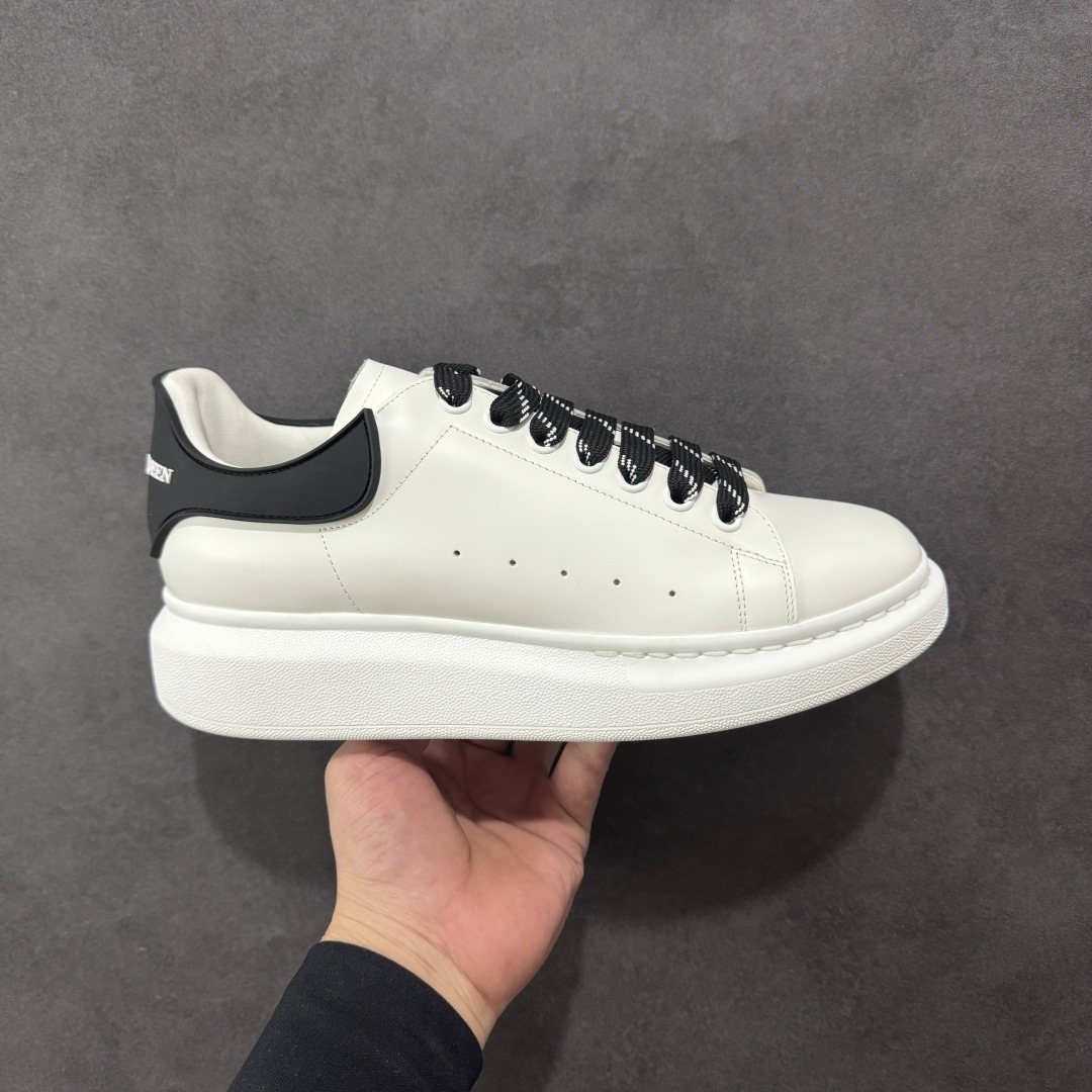 Alexander McQueen Sneaker SH528145