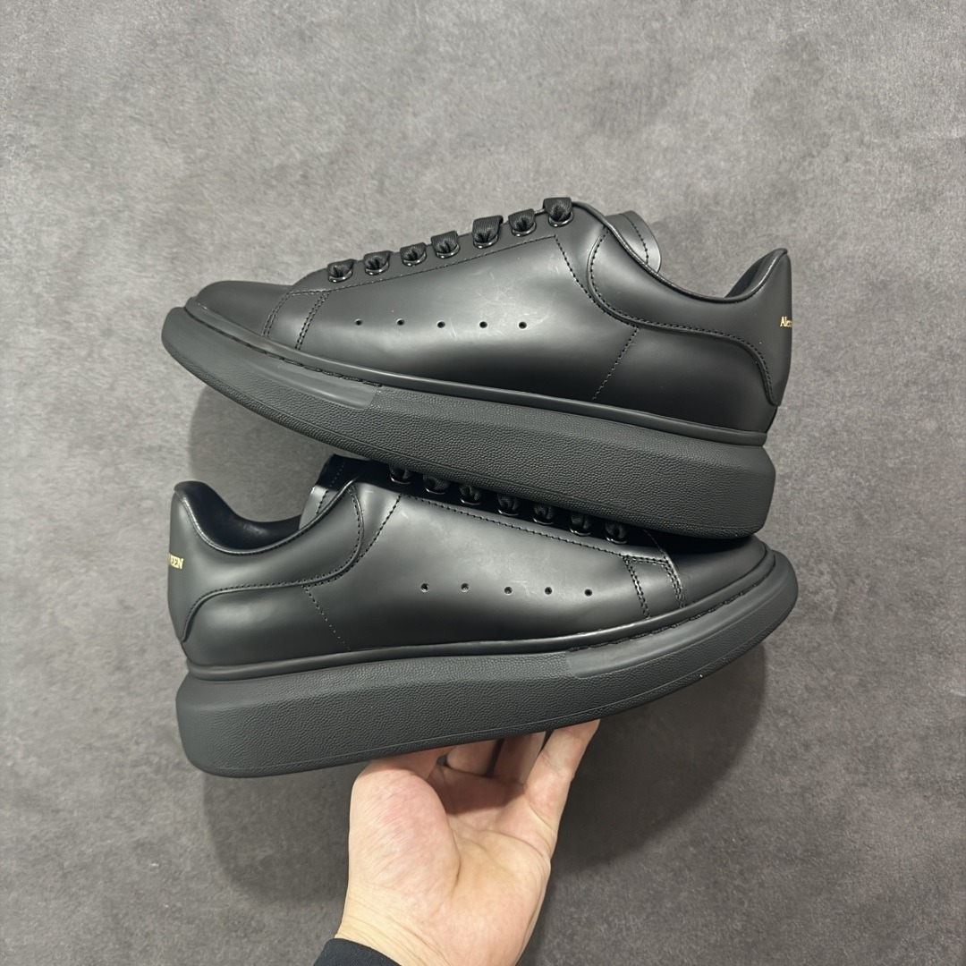 Alexander McQueen Sneaker SH528140