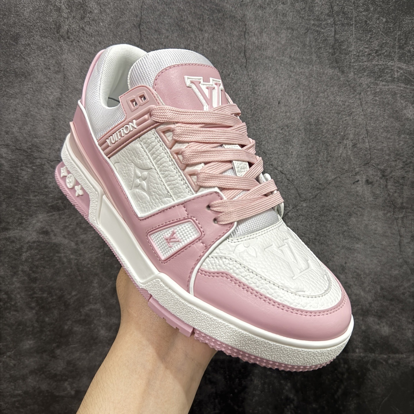Louis Vuitton Trainer Sneaker T538005