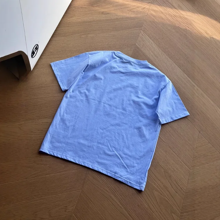 Versatile solid color classic cotton T-shirt with seven-color pony embroidery for couples