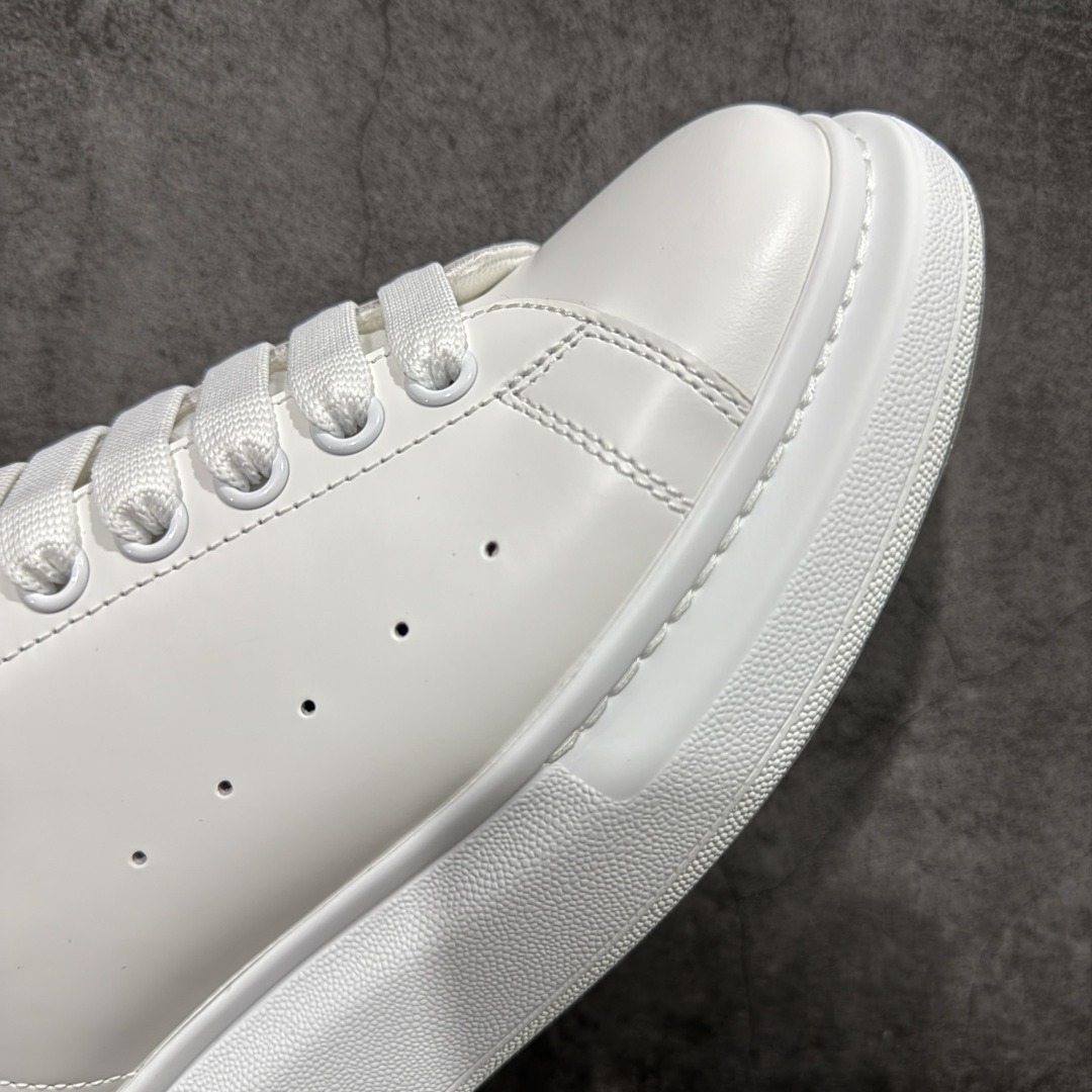 Alexander McQueen Sneaker SH528155