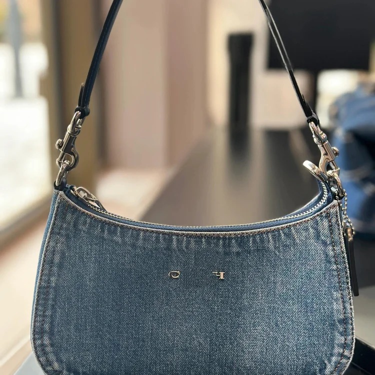 Louis Vuitton Bags Versatile High Bag Mahjong Women's Handbag Underarm Fashionable Crossbody Version Crescent Old