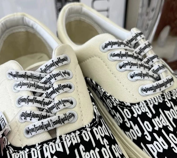 Wansi Board Shoes, One Foot Low Cut ShoesFear of God X Vans Era 95 Dx White Black Fog