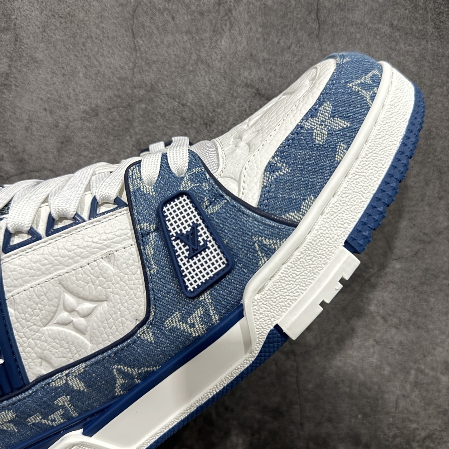 Louis Vuitton Trainer Sneaker T538001