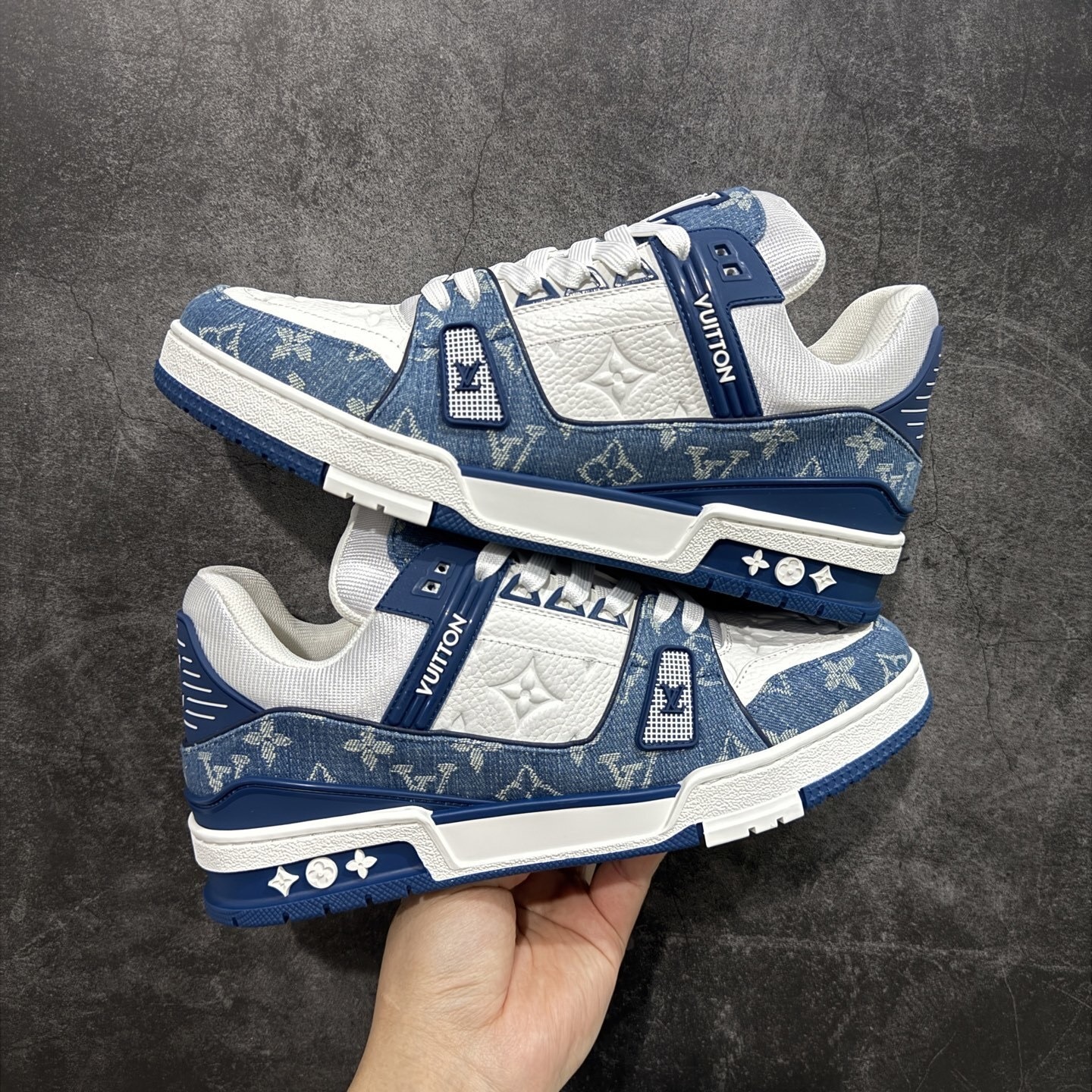 Louis Vuitton Trainer Sneaker T538001