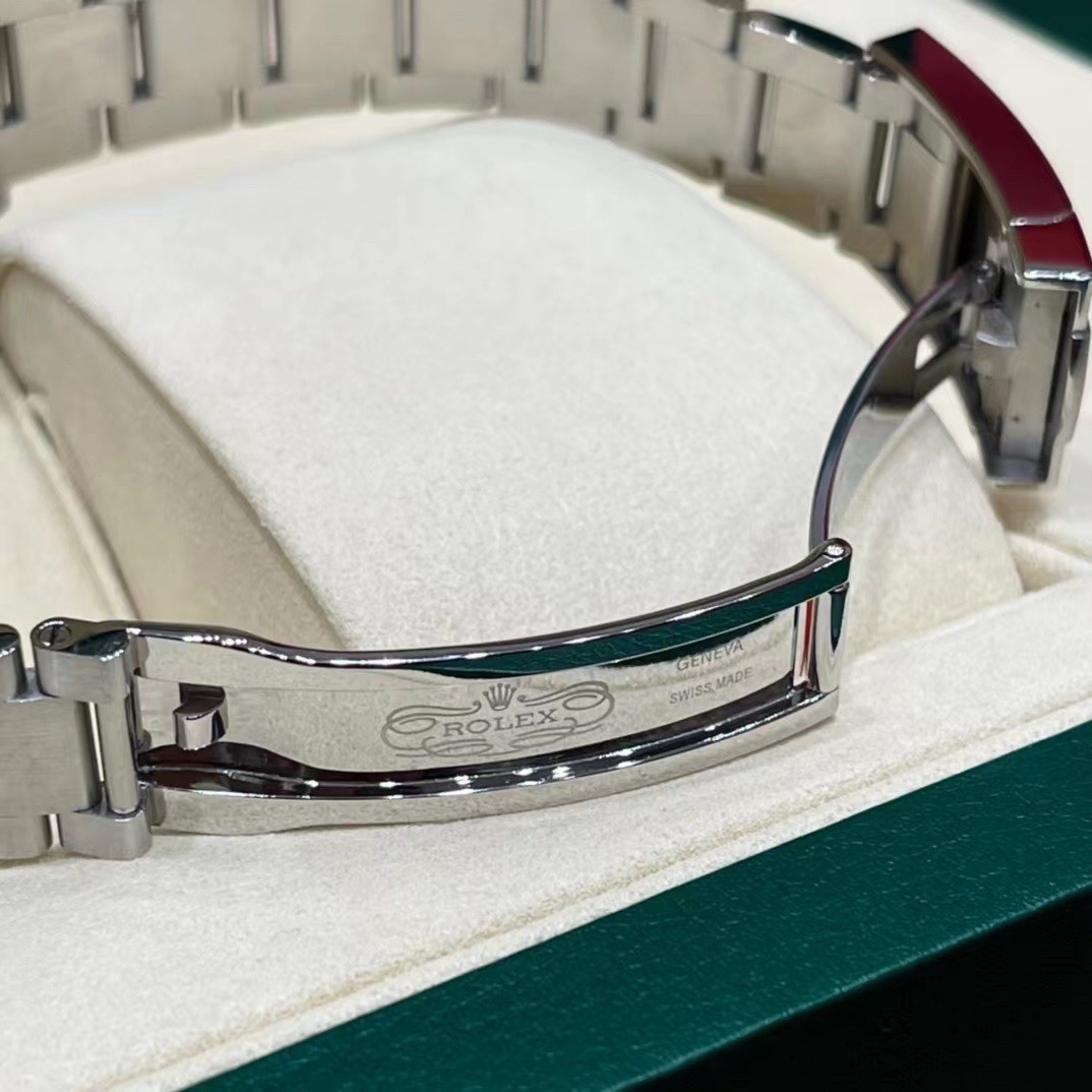 Rolexwatch m126000-0007