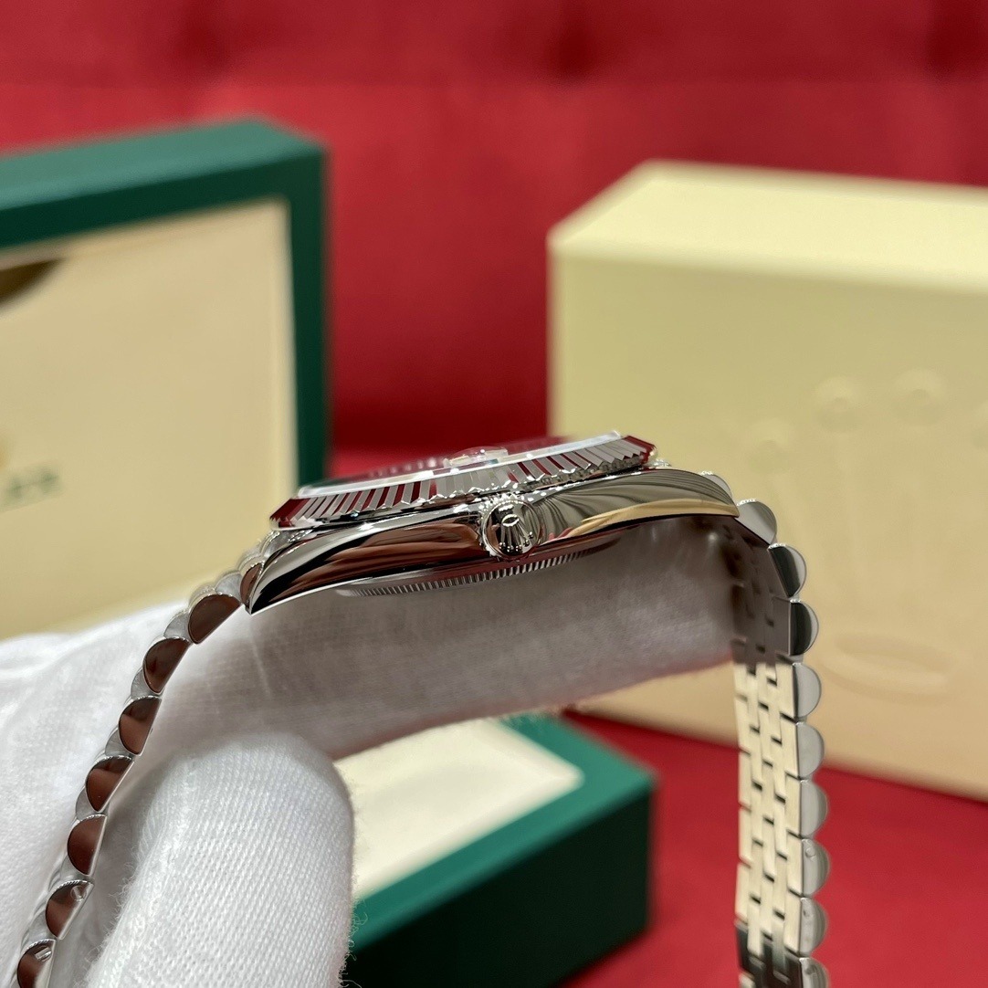 Rolex watch m126334-0014