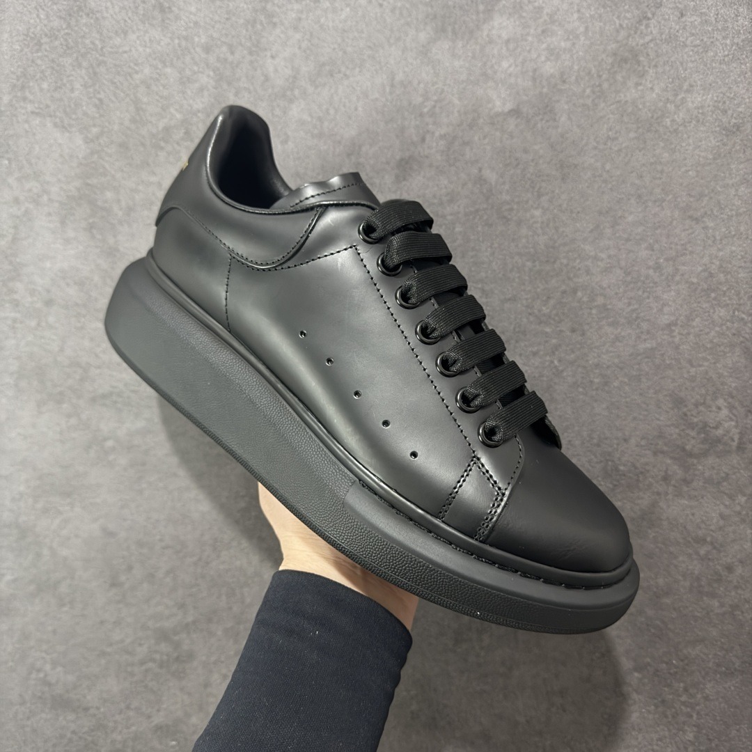 Alexander McQueen Sneaker SH528140