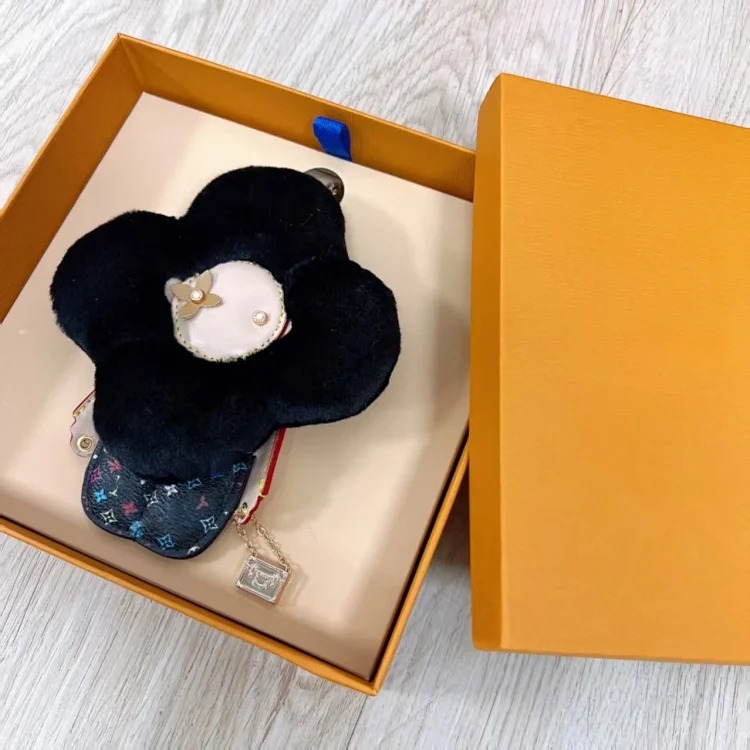薇薇安挂件公仔太阳花毛绒公仔包包饰品汽车钥匙扣卡通挂件 product image