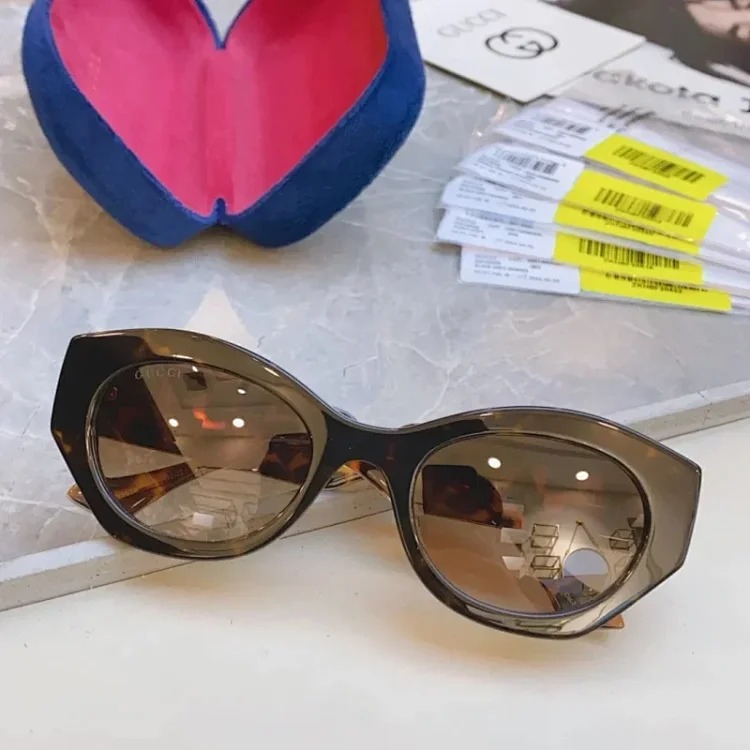 M Glasses