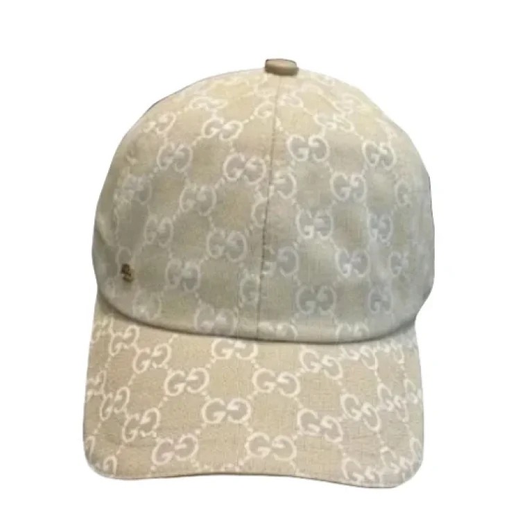 Fashionable baseball cap