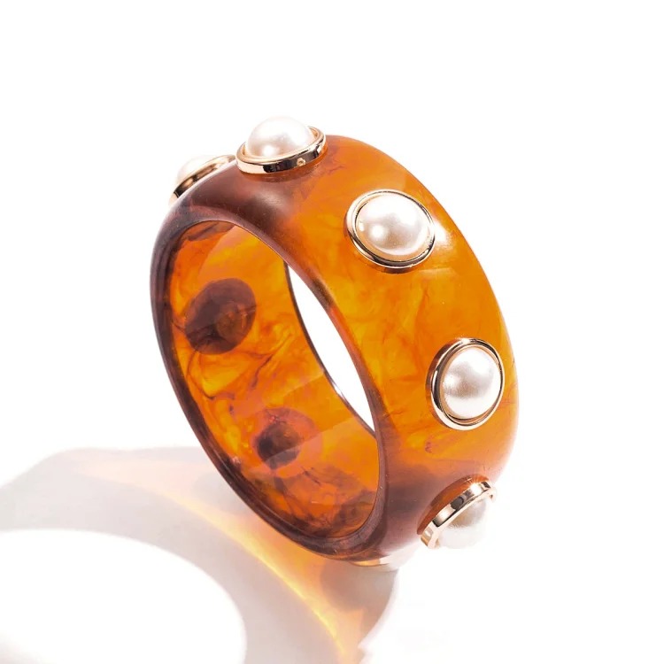 Versatile Vintage Gold Bracelet