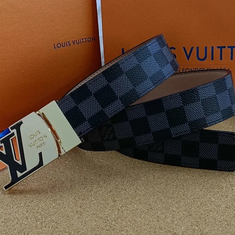 Fashionable and versatile belt 038