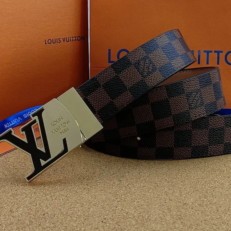 Fashionable and versatile belt 038