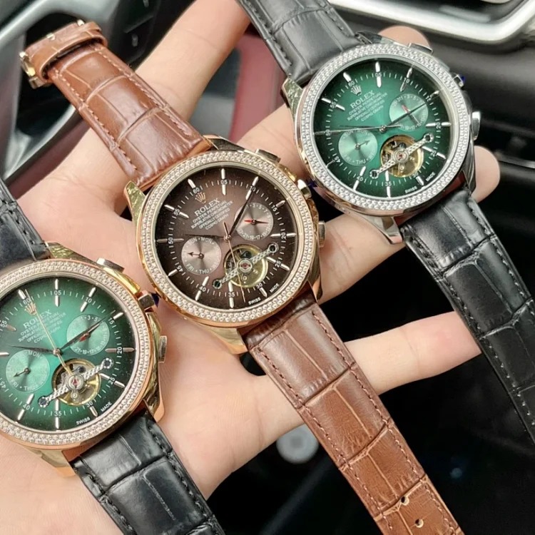 Classic big-name watch-1-CY