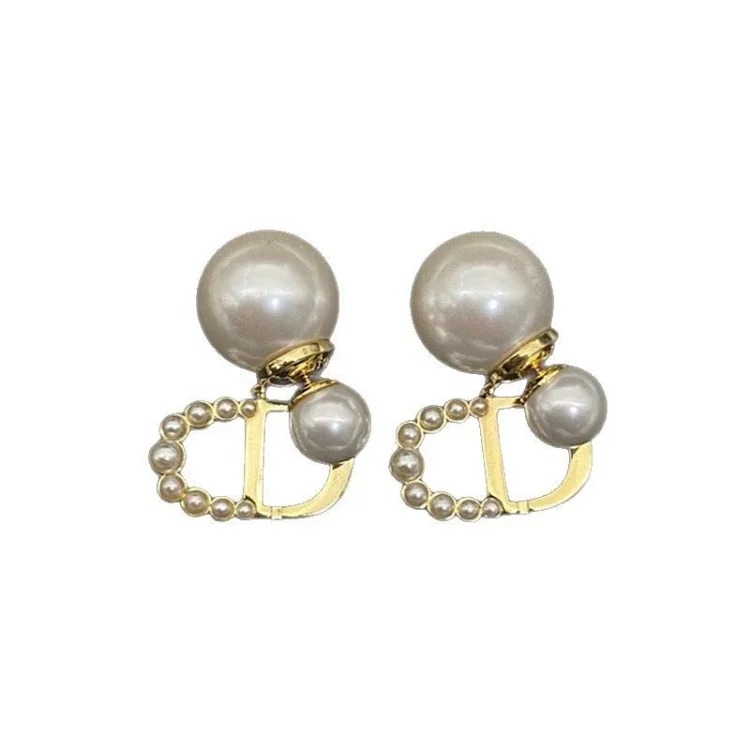 25 early spring Dijia/Djia earrings big and small pearl stars pig nose CD earrings new temperament bow earrings