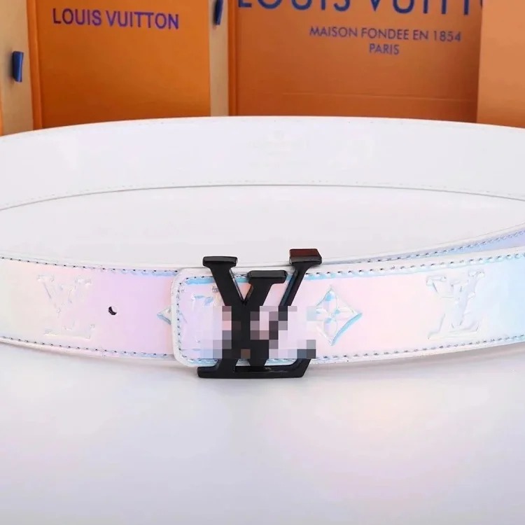 New L Men's Belt (not a quality issue