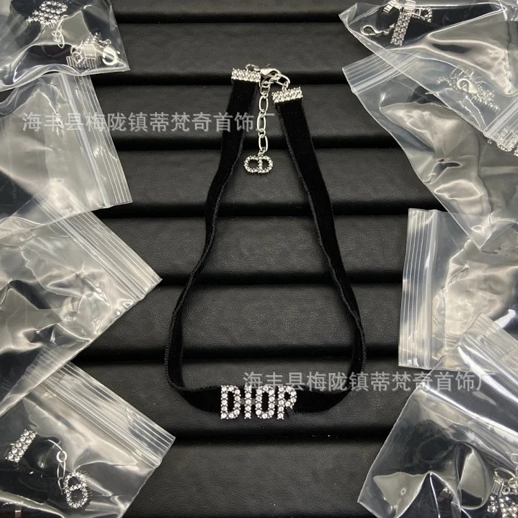 Djia/Dijia small fresh light luxury high-end fashion CD necklace bracelet pearl women's accessories temperament manufacturer wholesale