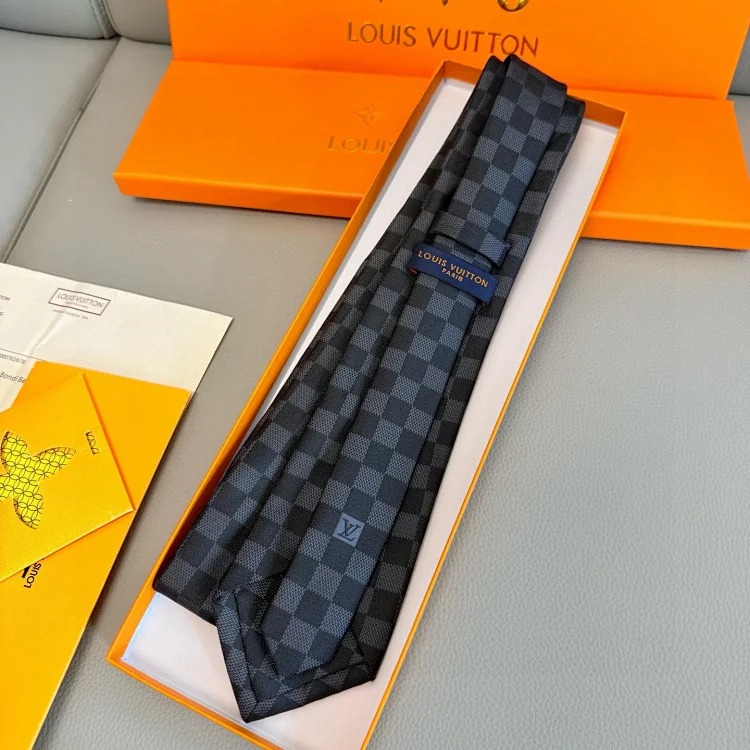 tie