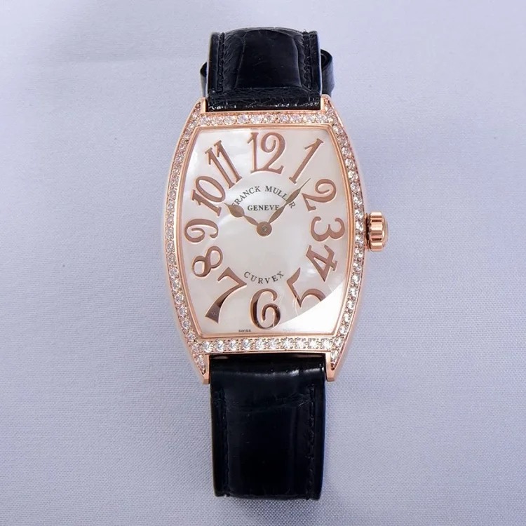The most beautiful watch Franck Muller barrel-shaped women's quartz watch CINTREE CURVEX series ✨The movement adopts Swiss imported quartz movement with high-grade rhinestone inlay
