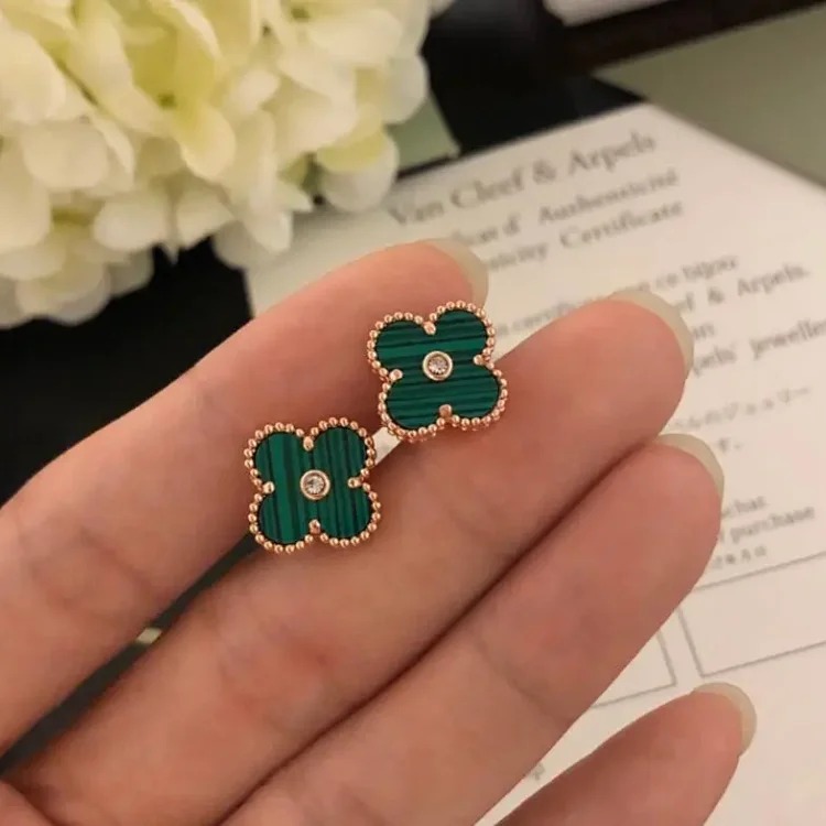 New fashion earrings