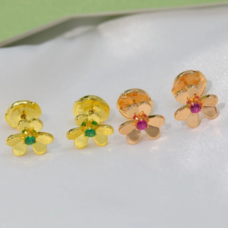 New fashion earrings