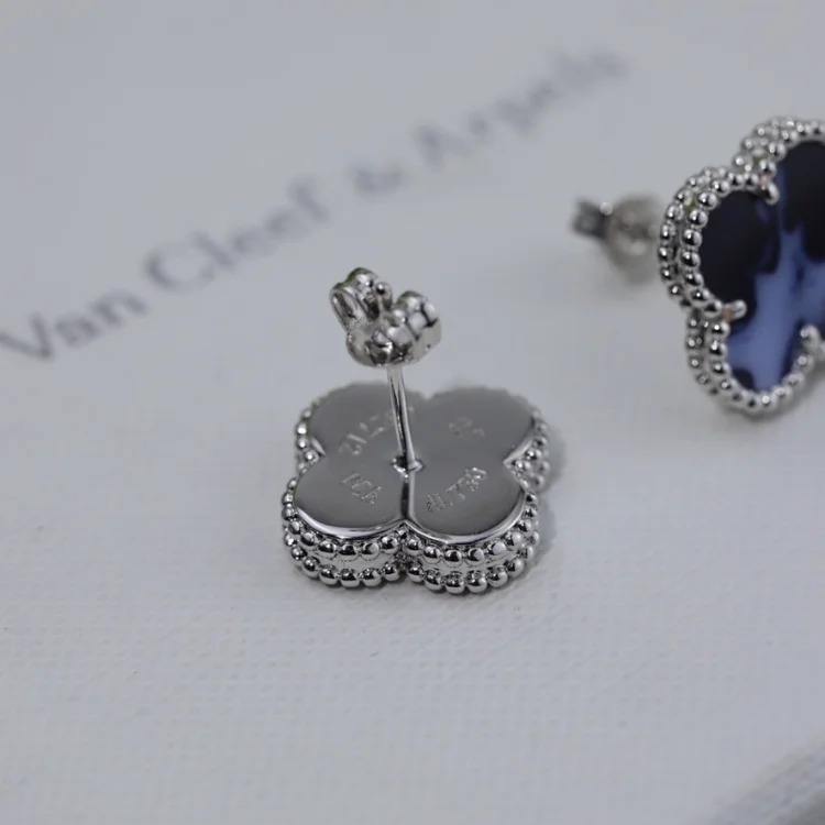 New fashion earrings