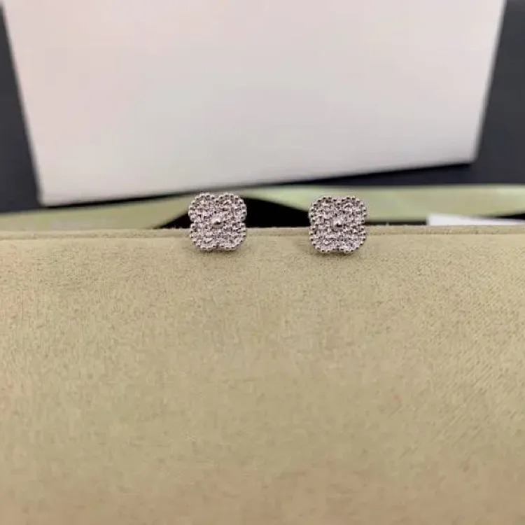 New fashion earrings