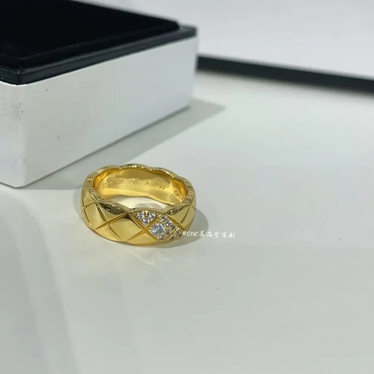 Coco Crush diamond ring with rhombus pattern wide hand-set square diamond ring stackable versatile ring zircon