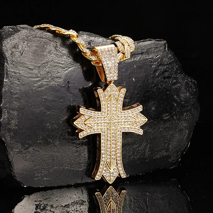 Hip-hop pendant full of diamonds cross necklace cross-border new product creative versatile alloy full of diamonds Cuban chain wholesale