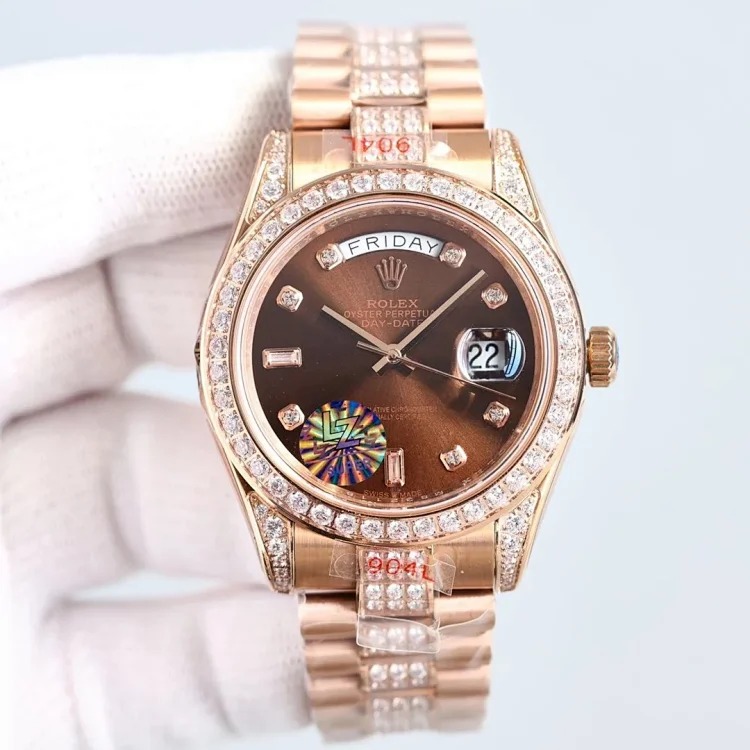 m2￥600-2300 Fashionable and versatile watch