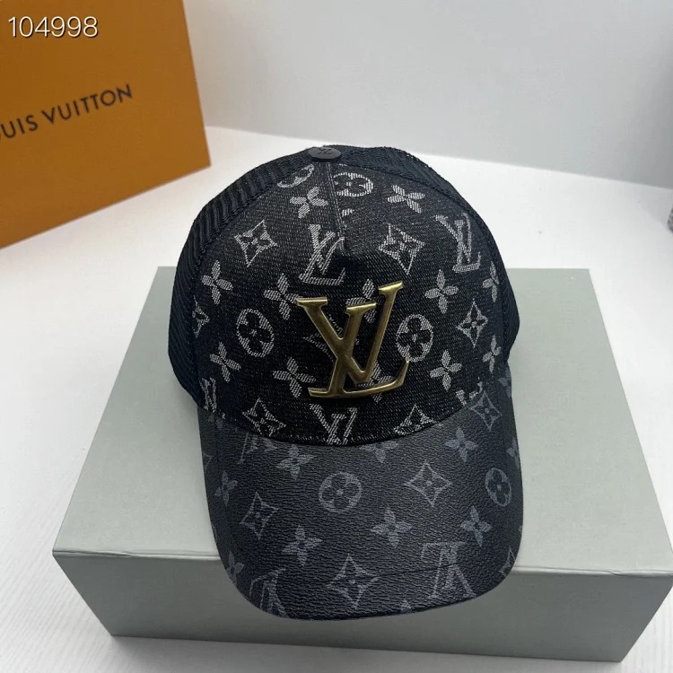 Trendy Hat 001