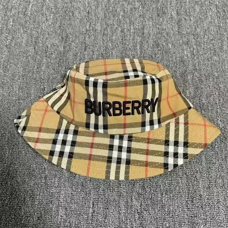 Trendy And Comfortable Baseball Cap 03