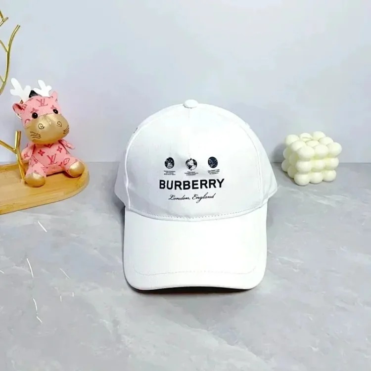 Trendy And Comfortable Baseball Cap 03