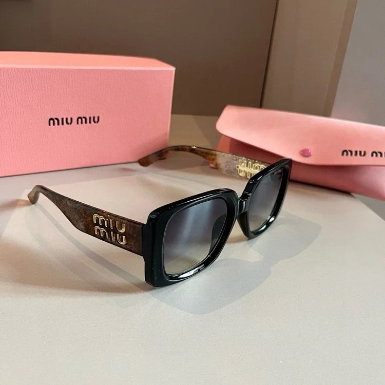 m1um1u Sunglasses Collection