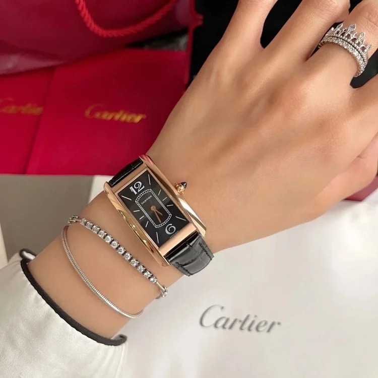 Fashion Trendy Versatile Watch 750